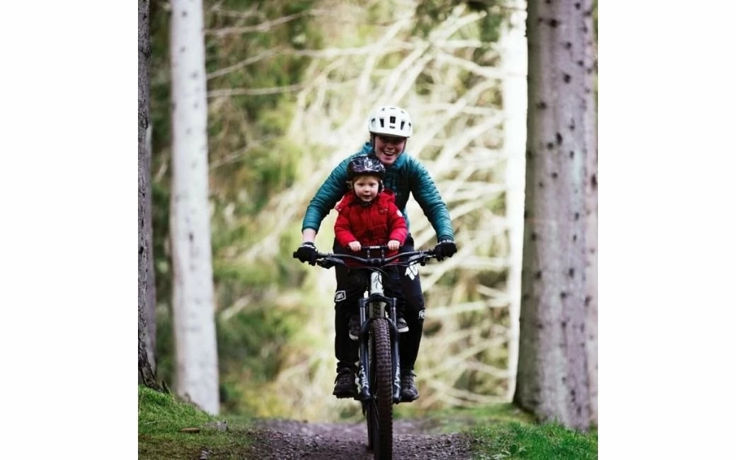 Combo Selle Et Guidon Enfant SHOTGUN Noir 4 Combo Selle Et Guidon Enfant SHOTGUN Noir – Image 4