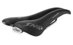 Selle SMP WELL Noir / Rail INOX / 144mm